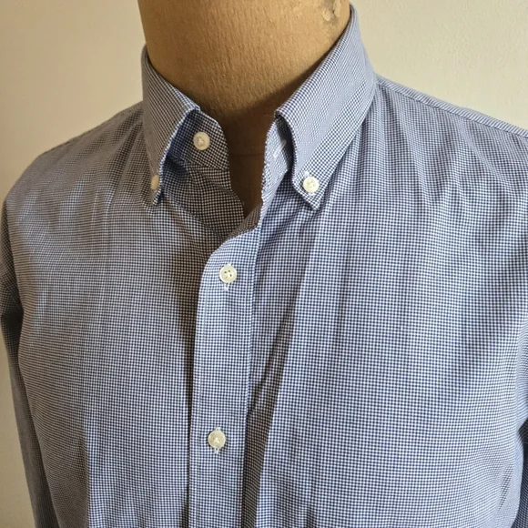 Uniqlo Blue Checkered Dress Shirt - Picture 3 of 8